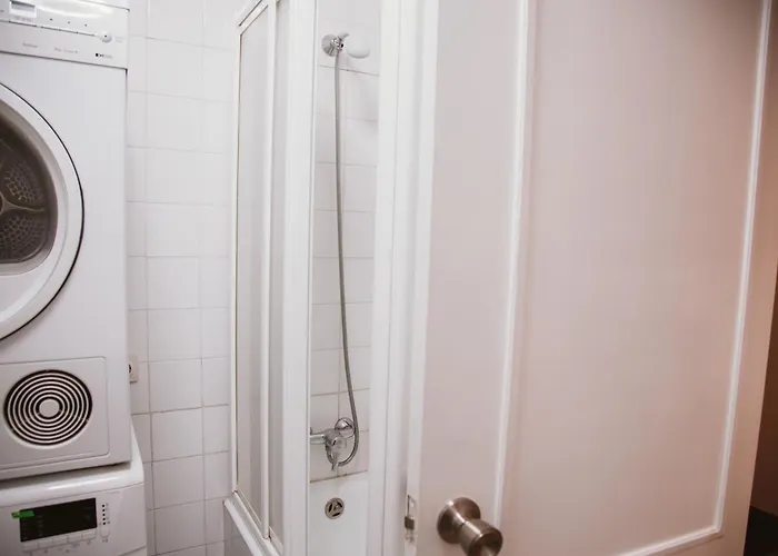 Bequer, Amplio Y Luminoso Vut1035as *