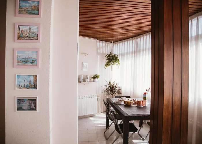 Bequer, Amplio Y Luminoso Vut1035as